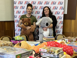 Sbírka hraček pro děti ze sociálně slabých rodin sklidila obrovský úspěch