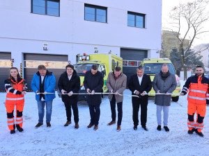 Záchranářům slouží nová základna na Doubravce, díky ní se rychle dostanou k zásahu na D5
