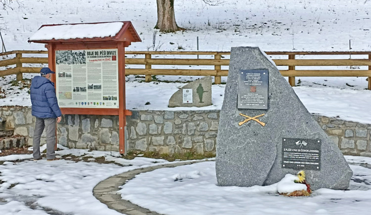 Šumavský pomník americké 90. pěší divize propojily atraktivní webové stránky. Přinášejí mnoho neznámých faktů i unikátních fotek z konce války