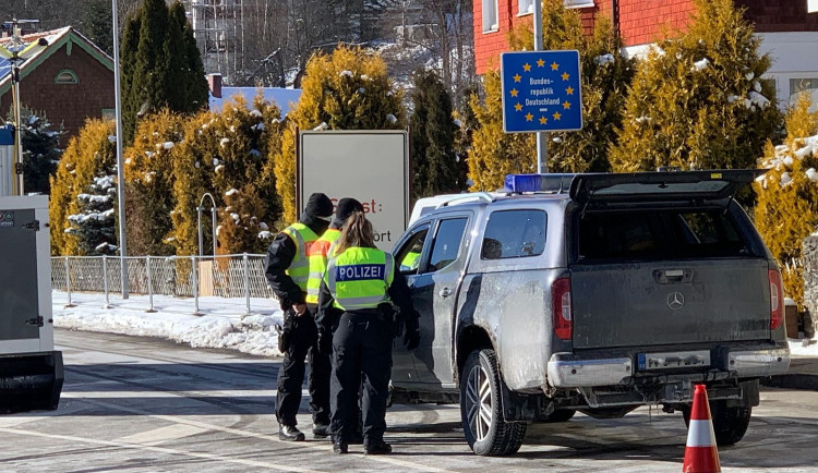 Česko-německý hraniční přechod v Bavorské Rudě (Bayerisch Eisenstein)