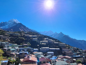 SAMA V NEPÁLU: Himalájská facka a osobní loučení