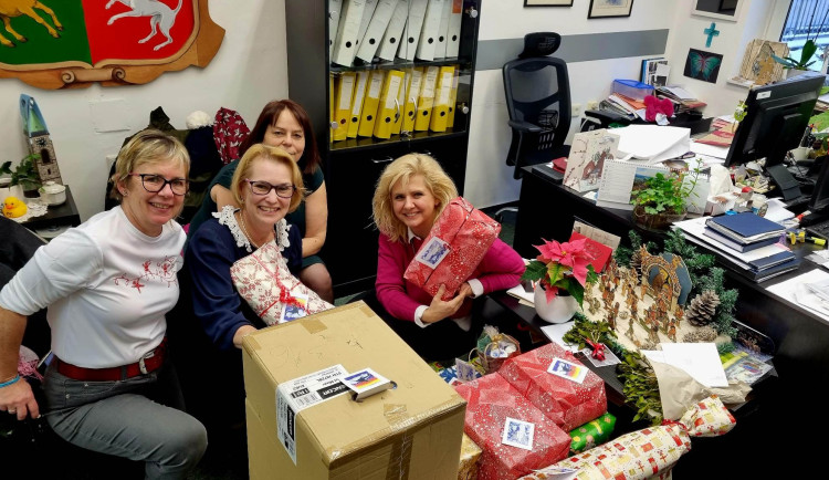 Vánoční sbírka pro matky s dětmi v nouzi sklidila úspěch, podařilo se splnil všechno přání