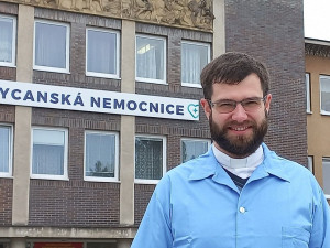 Nechávám na pacientech, o čem chtějí hovořit, říká nemocniční kaplan Tomáš Kadlec. Sejde se s nimi i v době svátků