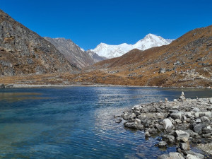 SAMA V NEPÁLU: Gokyo lakes jsou jako nepálské Lago di Garda