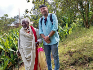 Uznávaný afrikanista obdržel cenu za posilování dobrého jména plzeňské univerzity ve světě