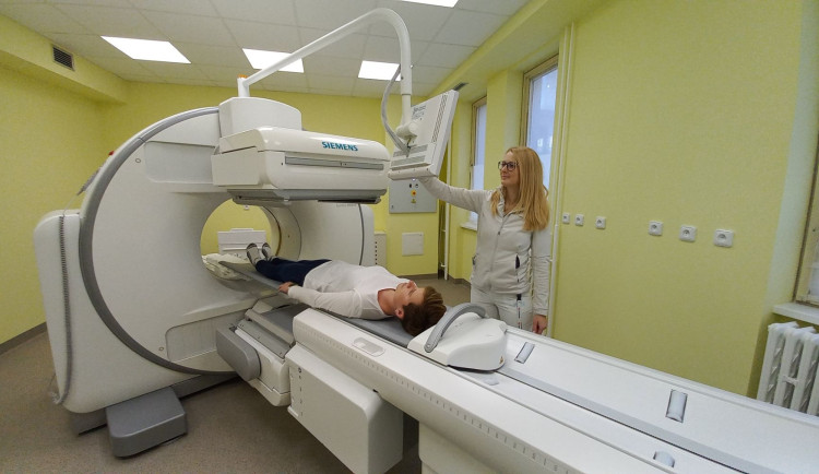 Nový přístroj dokonale vyšetří pacienty s nádorovým onemocněním i s nesprávnou funkci vnitřních orgánů. Umožní rychle zahájit léčbu