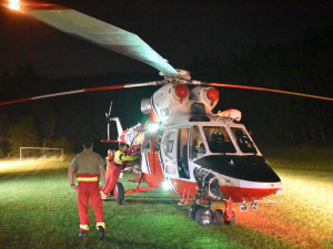 Tragédie při práci v lese, traktor tam večer zavalil muže a ten na místě zahynul