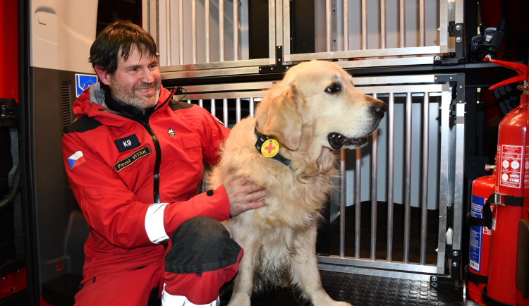 Ohromil mě rozsah události, říká hasič, který pomáhal v postiženém Turecku
