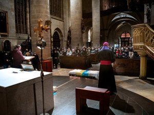 V plzeňské katedrále zazní modlitba za Ukrajinu, příchozí mohou zapálit svíčku a přispět do sbírky