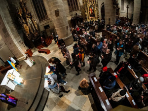 V plzeňské katedrále zazní modlitba za Ukrajinu, příchozí mohou zapálit svíčku a přispět do sbírky