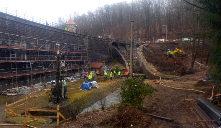Kvůli rekonstrukci bude od března hráz liberecké přehrady neprůchodná