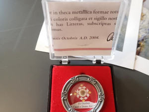 Nepomuk získal vzácnou relikvii, kousek žebra posledního českého krále Karla I.