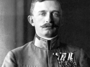 Císař Karel I. v roce 1917, zdroj: Wikimedia Commons , ISBN 3-85164-048-9