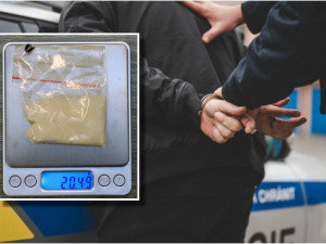 Policisté dopadli dealera pervitinu, drogy nakupoval v Plzni a dál je prodával nebo rozdával kamarádům