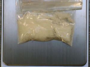 Policisté dopadli dealera pervitinu, drogy nakupoval v Plzni a dál je prodával nebo rozdával kamarádům