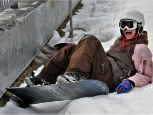 Kvůli teplému počasí zřejmě skončí už v neděli lyžařská sezóna v šumavském středisku Ski&Bike Špičák