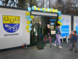 V bývalých kasárnách v Holýšově vzniklo nové centrum pro volný čas a vzdělávání uprchlíků z Ukrajiny