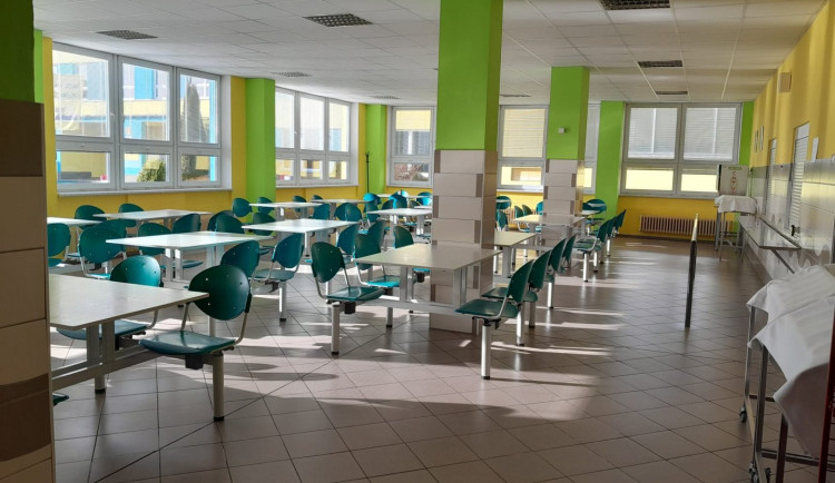 Lidem v těžké životní situace spojené s finanční krizí pomůže Tachovský záchranný kruh, nabídne i zdarma obědy pro děti