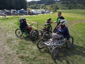 Po nehodě na kole skončil na vozíku, v adrenalinovém sportu ale pokračuje dál. Freerieder Michal Kosík rychlost prostě miluje