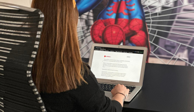 size4-16806059538632-139-pomozte-drbne-zjistit-potreby-ctenaru-a-ziskejte-novy-iphone-14