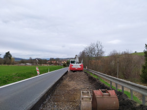 Řidiči jedoucí po hlavním tahu na Horažďovice musí počítat se zdržením, začíná tam oprava silnice I/22