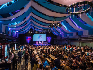Oblíbený festival Treffpunt se vrací do Plzně již po deváté, nabídne bavorská piva, jídlo i hudbu