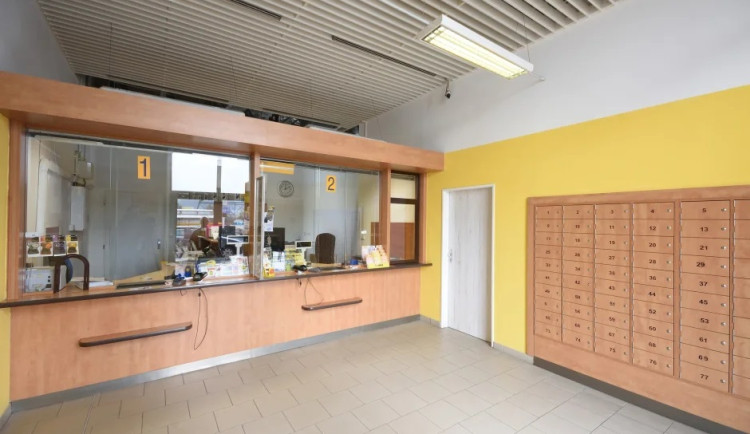 Pobočka České pošty v obchodním centru Olympia zůstane, potvrdil primátor