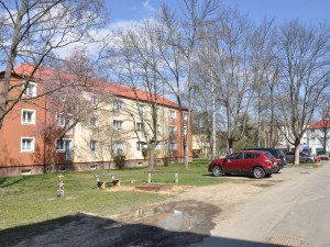 Vnitroblok v Sukově ulici projde proměnou, vzniknou nová parkovací místa a přibude zeleň