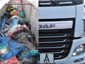 Zajištěné kamiony s desítkami tun závadového odpadu přijíždějí do Česka ve většině případů z Německa