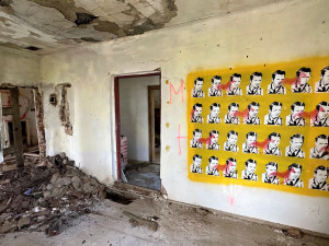 Nejslavnější šumavská ruina přežila další zimu. Hájovnu Pustina v minulosti navštívil i prezident Beneš