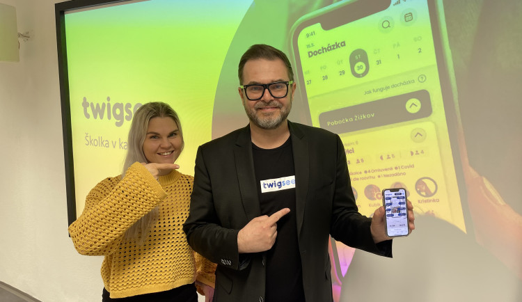 Aplikací pro školky v Plzni usnadníme život učitelům i rodičům dětí, říká radní za Piráty Daniel Kůs