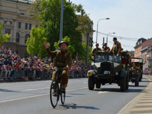 Slavnosti svobody si vyžádají řadu dopravních omezení, využijte raději MHD doporučuje magistrát