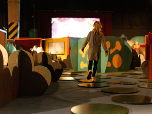 Nejslavnější dětská kniha Jiřího Trnky rozkvétá v rámci hravé expozice v DEPO2015