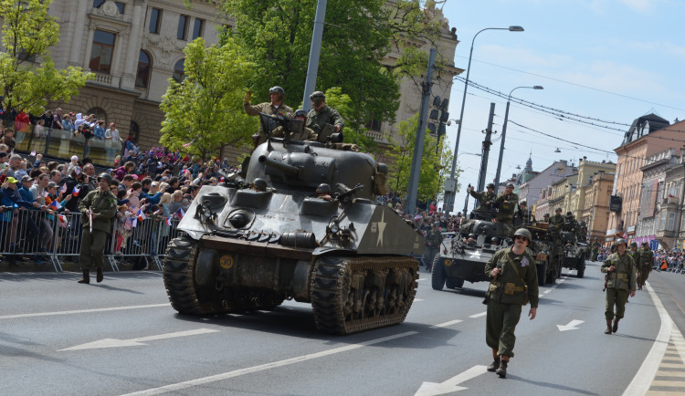 PHOTO: Thousands watch as the Freedom Convoy, 280 pieces of military equipment, passes through the center of Pilsen