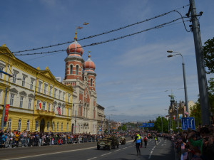 Plzeňské čtyřdenní Slavnosti svobody si nenechaly ujít desítky tisíc lidí, hojná účast byla i v Rokycanech