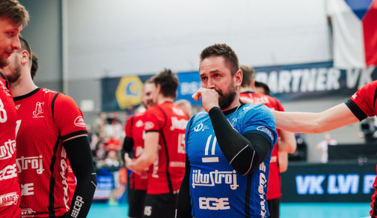 Nejlepší fanoušci v Česku i oslavy v Masných krámech. Kryštof se loučí s Jihostrojem a vrací se na Vysočinu