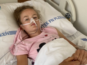 Julie ještě Česku před operací