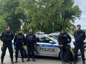 U požáru zasahovali jako první policisté