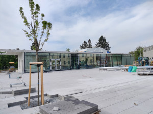 Obvod hledá nájemce pro dokončovanou bránu do Borského parku, bude tam kavárna a veřejné wc