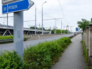 Další rána pro těžce zkoušenou dopravu v Plzni. Vypukne čtyřměsíční oprava extrémně frekventovaného mostu Milénia