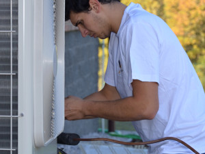 Je čas řešit výměnu kotle, 150 tisíc domácností tuto povinnost odložilo