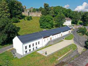 Projekt obnovy historické budovy stájí a chlévů v areálu hospodářského dvora pod hradem Klanová