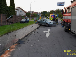 Řidič měl v těle tři promile alkoholu, když způsobil vážnou nehodu. Sám utrpěl vážné zranění