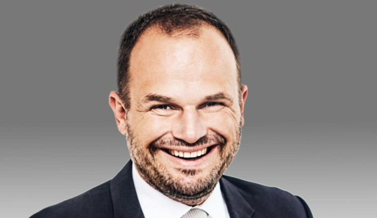 Sociální demokracii povede i v dalším období Michal Šmarda, strana ale změnila název i zkratku