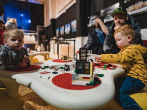 Dobrodružství v Trnkově Zahradě nebo svět fantazie v kostkách LEGO®, takové bude rodinné léto v DEPO2015