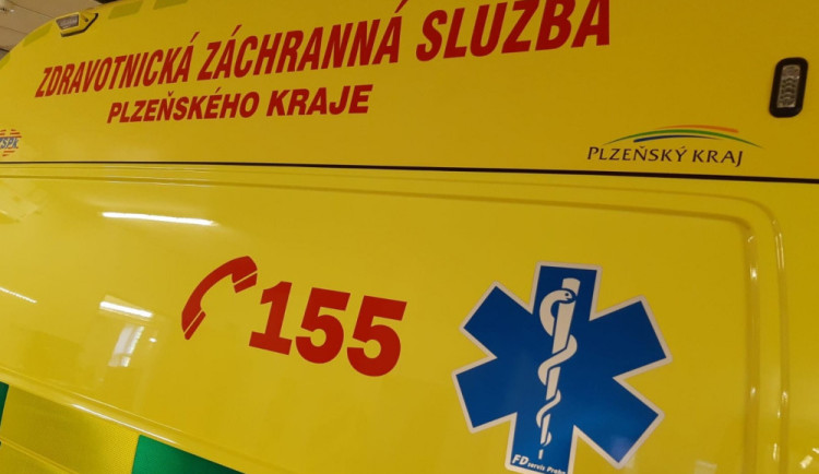 Senior nepřežil pád ze čtvrtého patra panelového domu, nejspíš se jednalo o sebevraždu