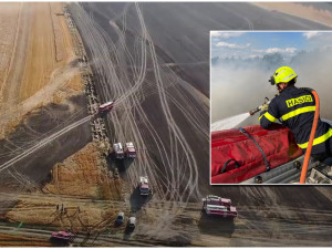 VIDEO: Rozsáhlý požár obilného pole pravděpodobně způsobila jiskra od kombajnu