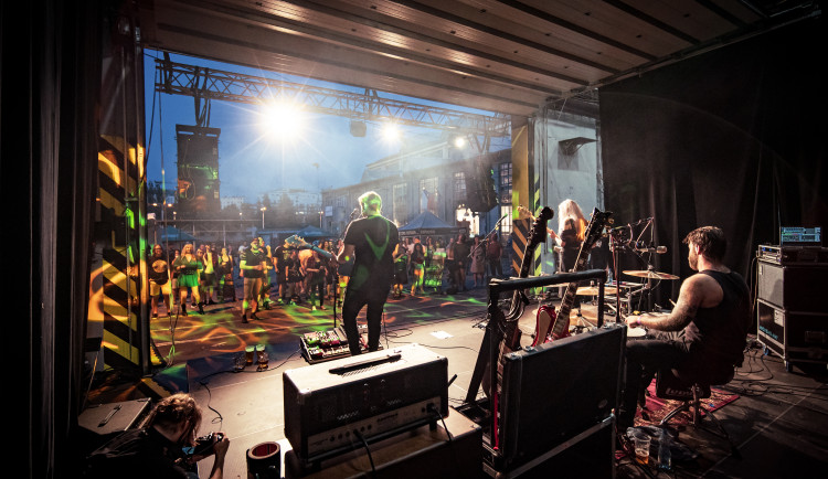 Kreativní zóna DEPO2015 láká na sérii koncertů, drtivá většina z nich bude zdarma