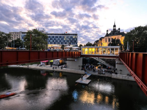 Náplavka získala nominaci na prestižní ocenění za architekturu. Má ale i hodně nekompromisních kritiků