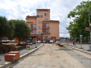 Z důvodu rekonstrukce se dočasně zcela uzavře náměstí 5. května v Rokycanech